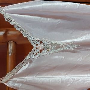 Beautiful Vintage nightgown